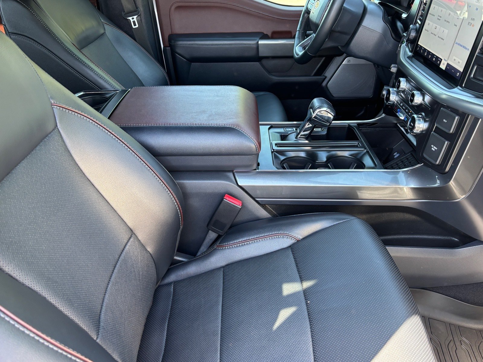 Used 2023 Ford F150 Lariat AWD/4WD image 31