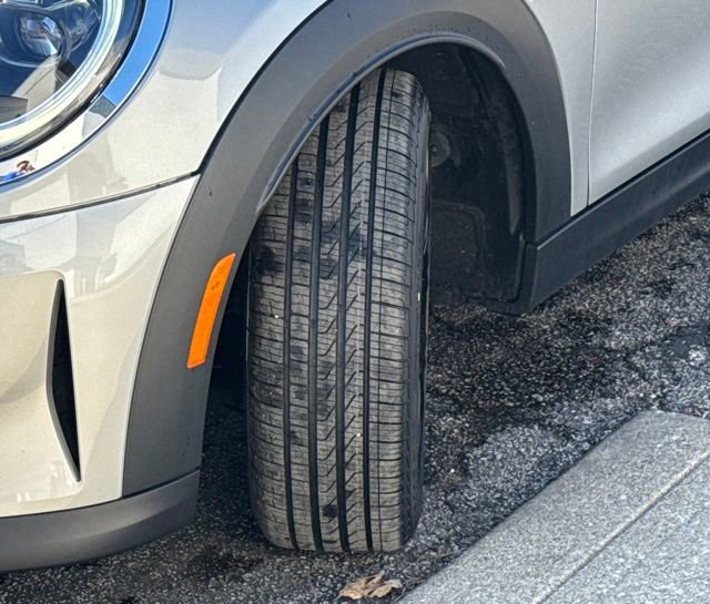 Used 2023 MINI Cooper S image 10