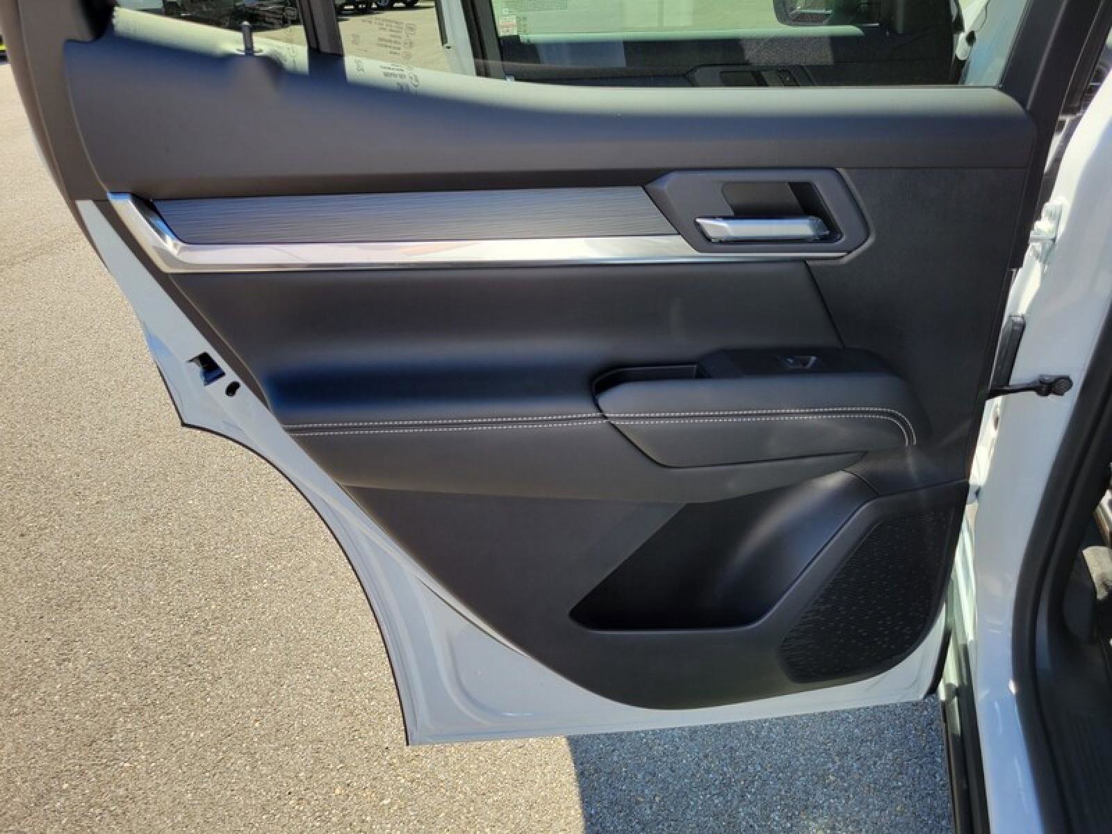 New 2026 GMC Terrain Elevation w/ Black Edition image 24