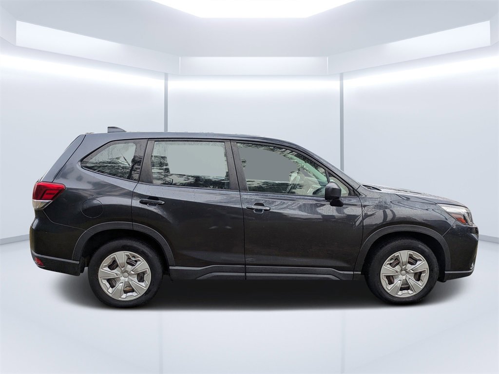 Used 2019 Subaru Forester image 2