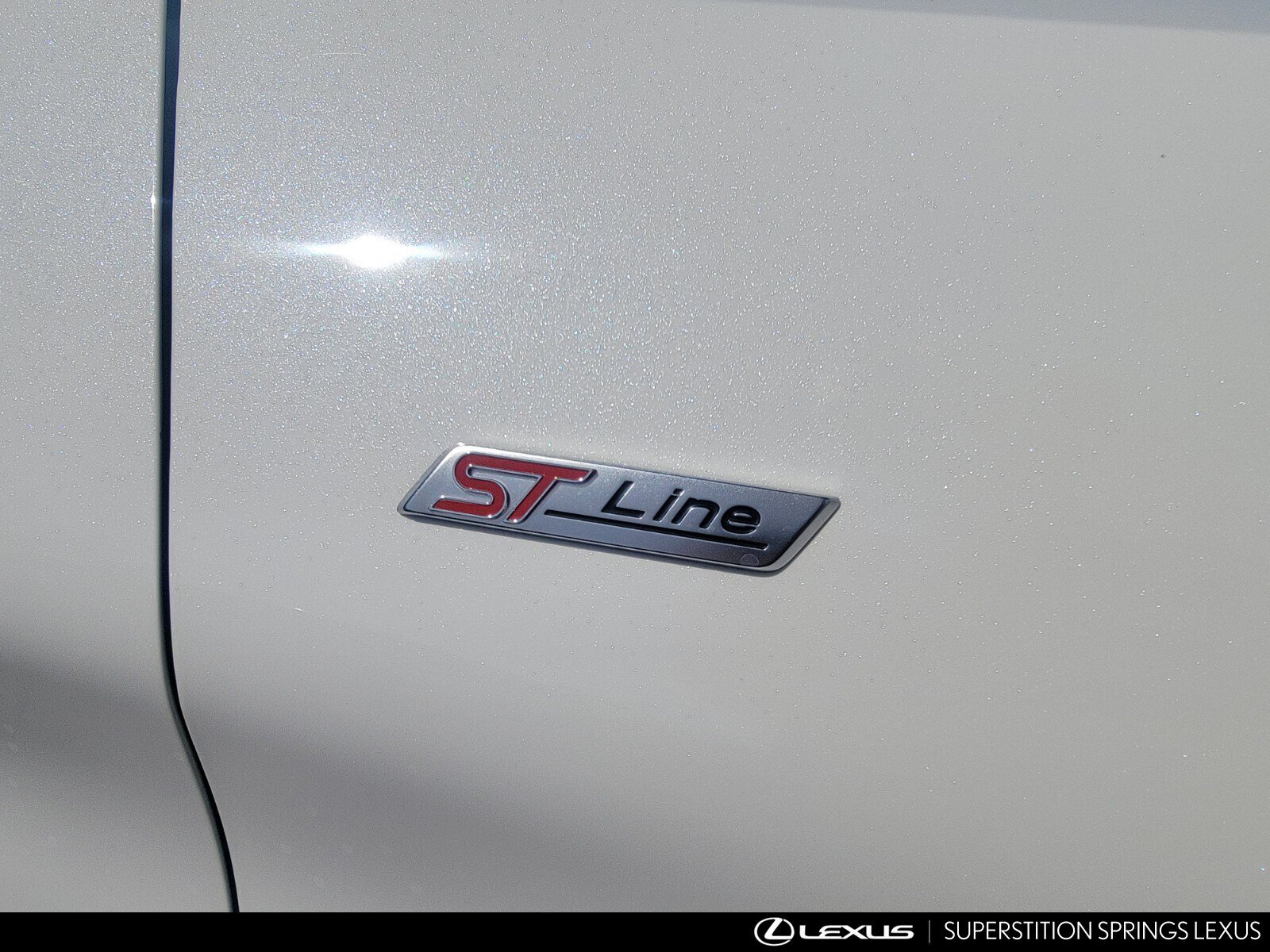 Used 2025 Ford Explorer ST-Line RWD image 8