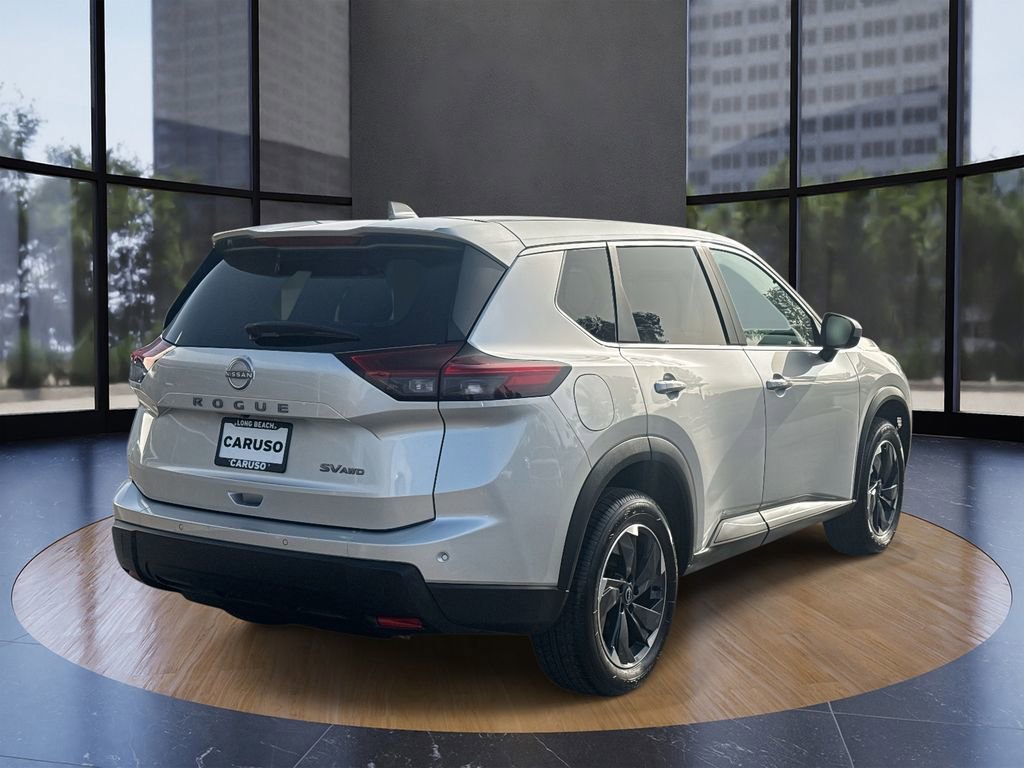 Used 2024 Nissan Rogue SV image 3