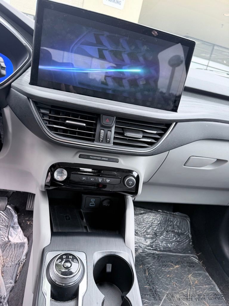 Used 2023 Ford Escape ST-Line Select w/ Tech Pack #2 image 11