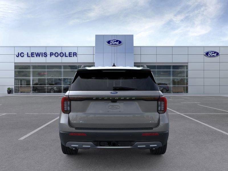 New 2026 Ford Explorer Active w/ Active Comfort Package image 8