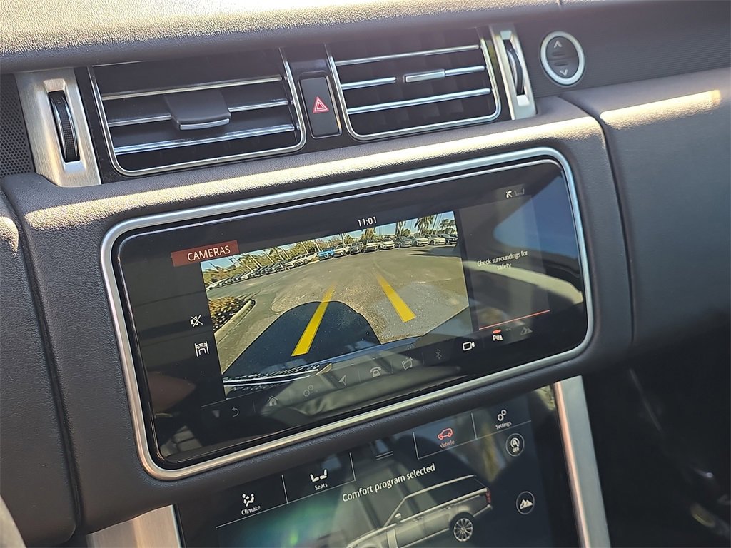 Used 2020 Land Rover Range Rover Base image 22