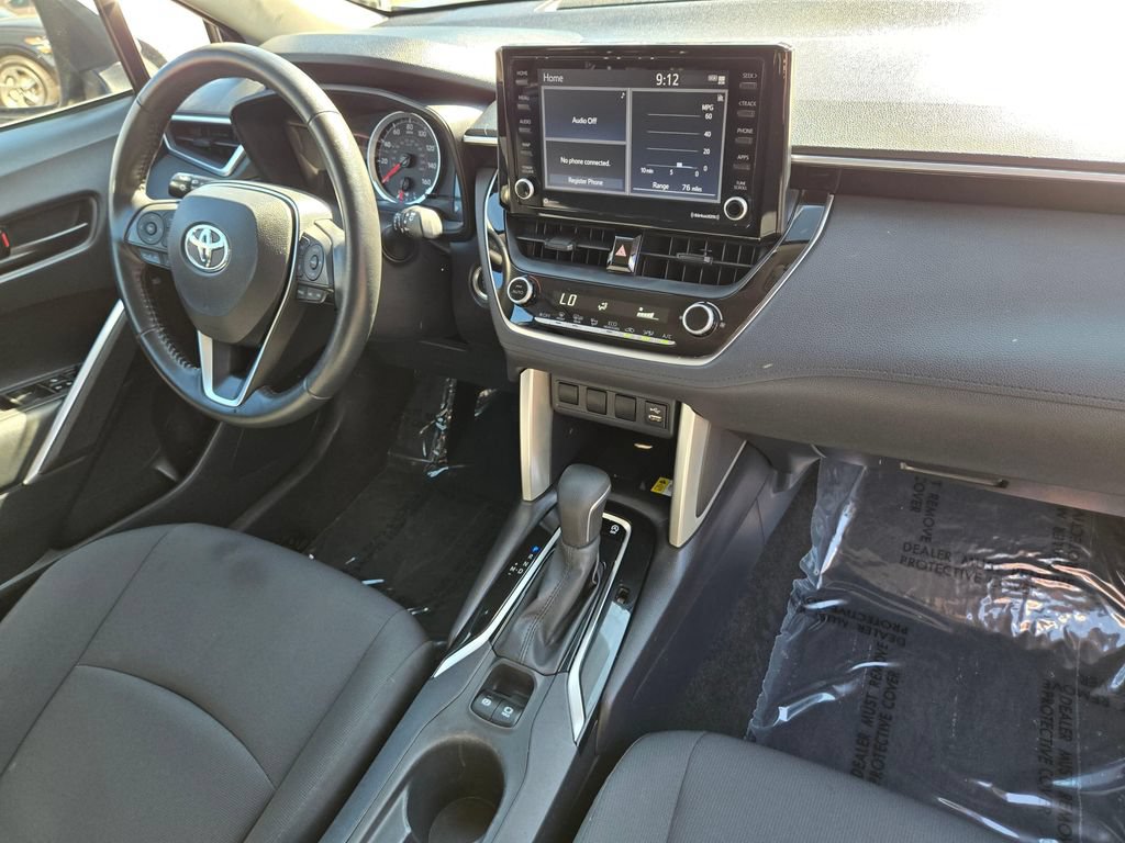 Used 2022 Toyota Corolla Cross LE AWD/4WD image 10
