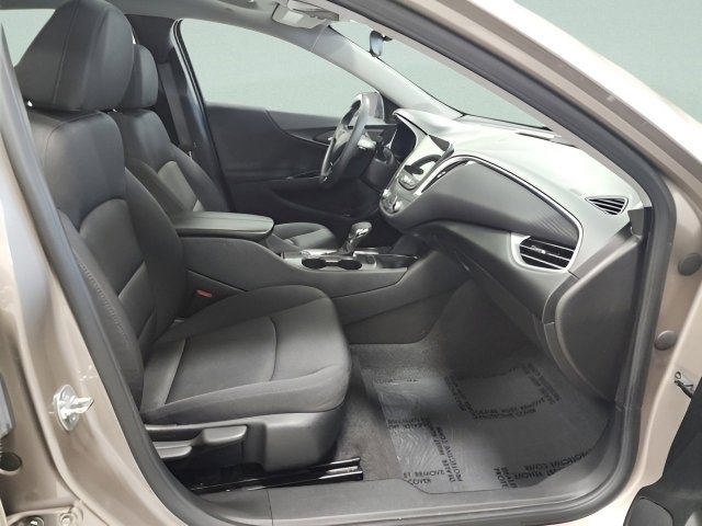 Used 2024 Chevrolet Malibu LT image 16