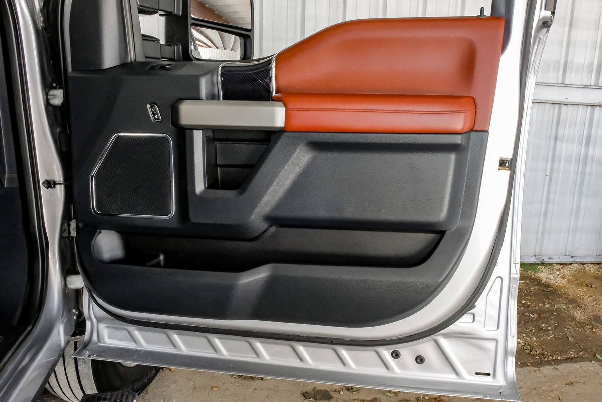Used 2022 Ford F450 Platinum w/ FX4 Off-Road Package AWD/4WD image 46