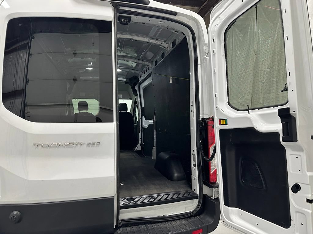 Used 2024 Ford Transit 250 148 Medium Roof w/ Load Area Protection Package RWD image 35