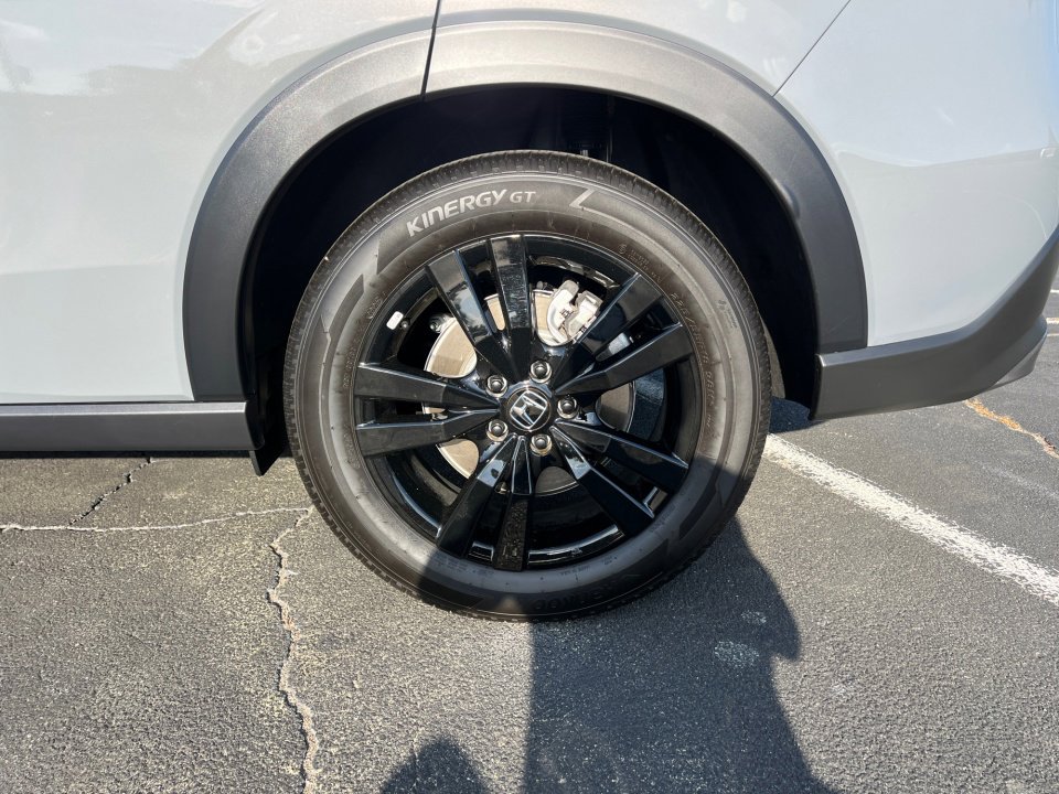 Certified 2026 Honda HR-V Sport image 22