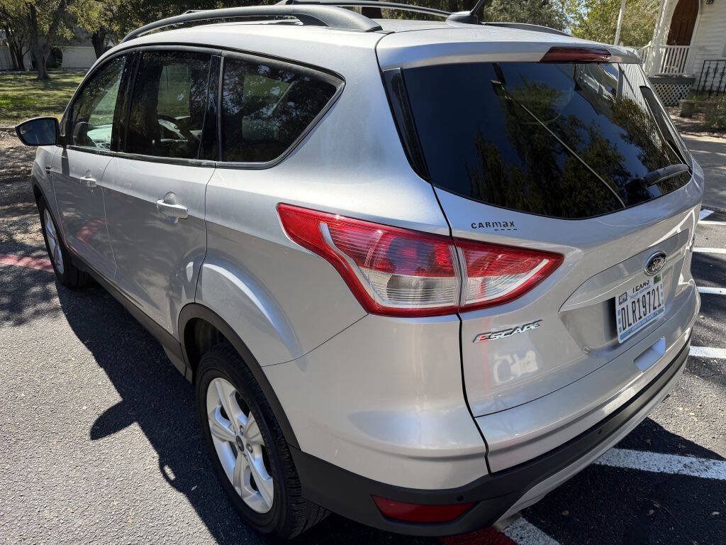 Used 2013 Ford Escape SE FWD image 3