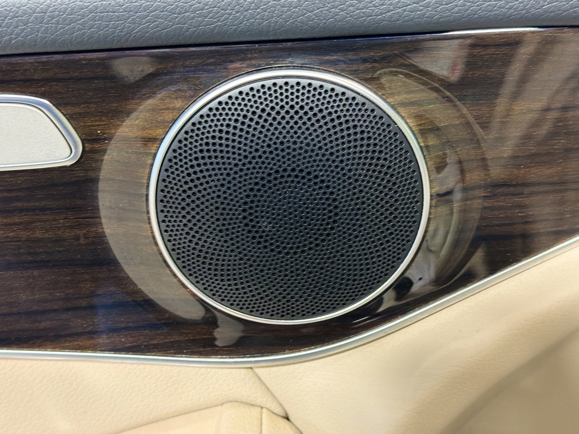 Used 2022 Mercedes-Benz GLC 300 image 23