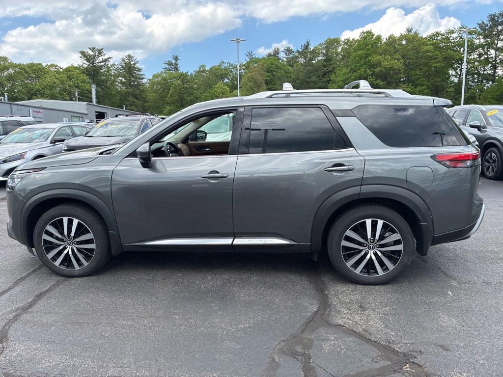 Certified 2023 Nissan Pathfinder Platinum AWD/4WD image 4