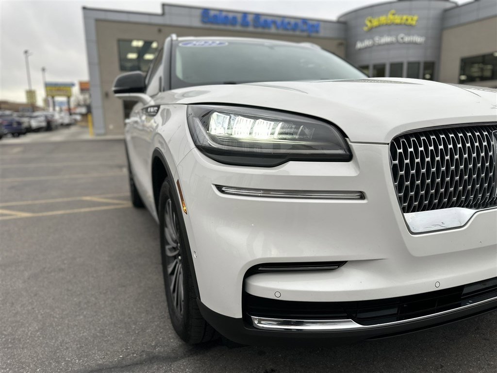 Used 2022 Lincoln Aviator Reserve w/ Equipment Group 201A image 9