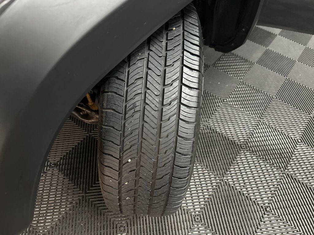 Used 2021 Toyota Tacoma TRD Off-Road w/ Technology Package image 41