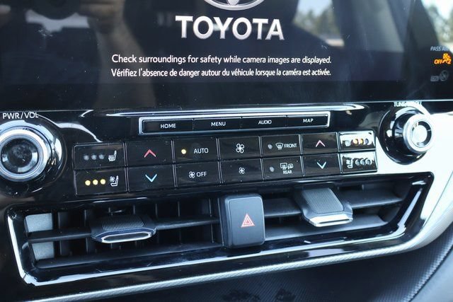 Used 2022 Toyota Highlander Platinum AWD/4WD image 19