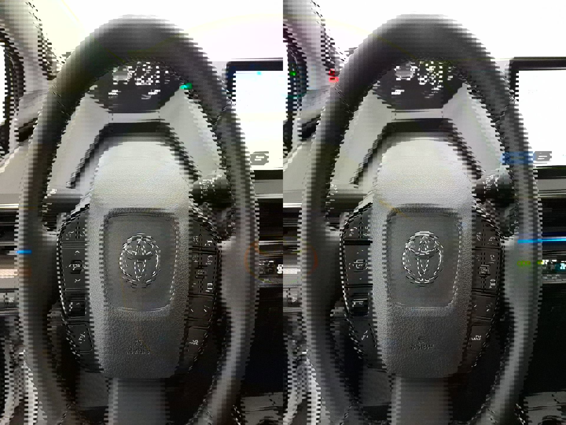 Used 2024 Toyota Prius Limited w/ Limited Premium Package image 16