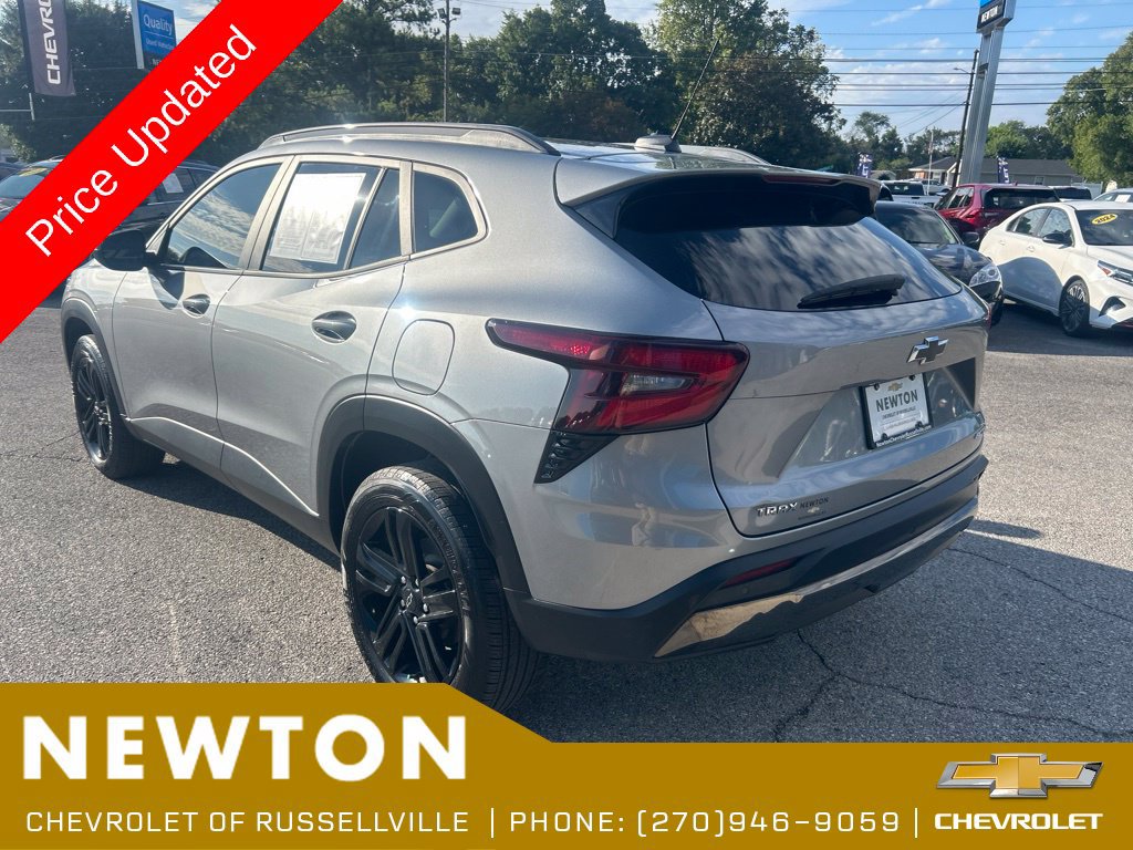 Used 2024 Chevrolet Trax ACTIV w/ Driver Confidence Package FWD image 36