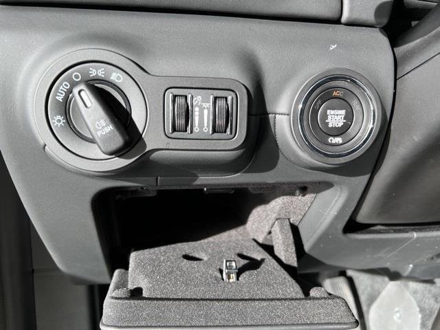 New 2024 Maserati Ghibli Modena Ultima Q4 image 7