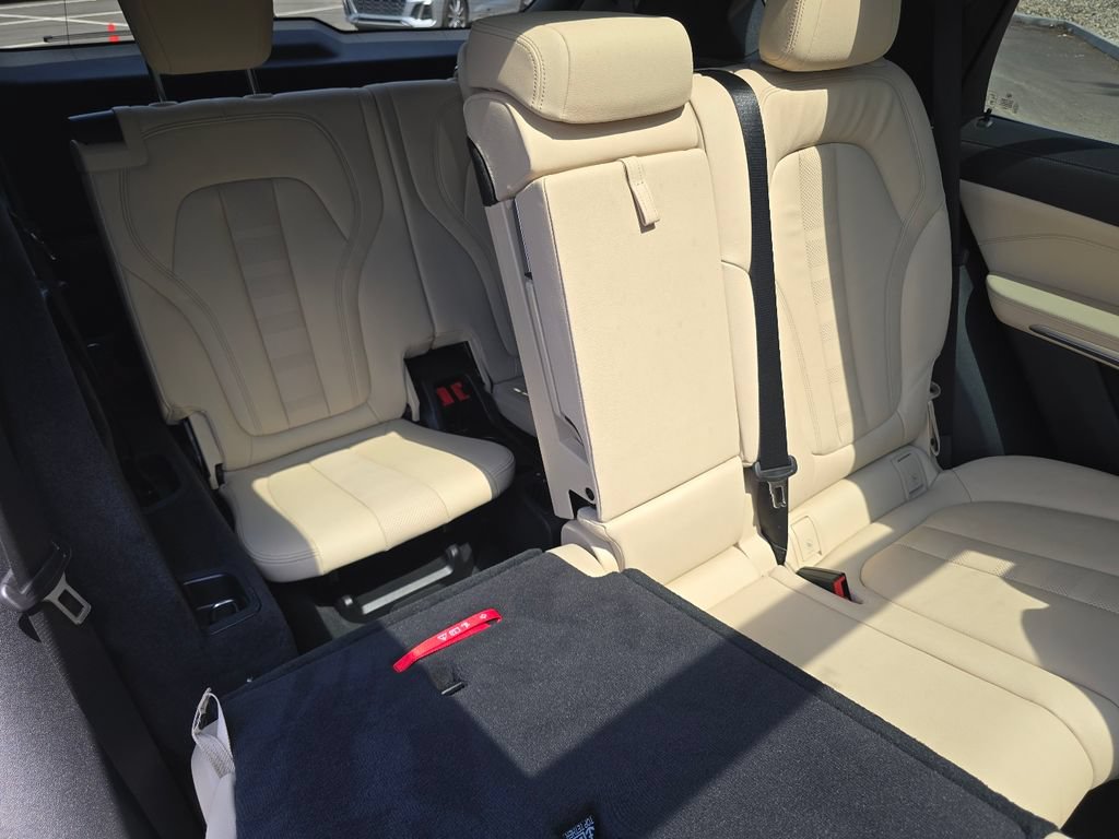 Used 2022 BMW X5 xDrive40i AWD/4WD image 14
