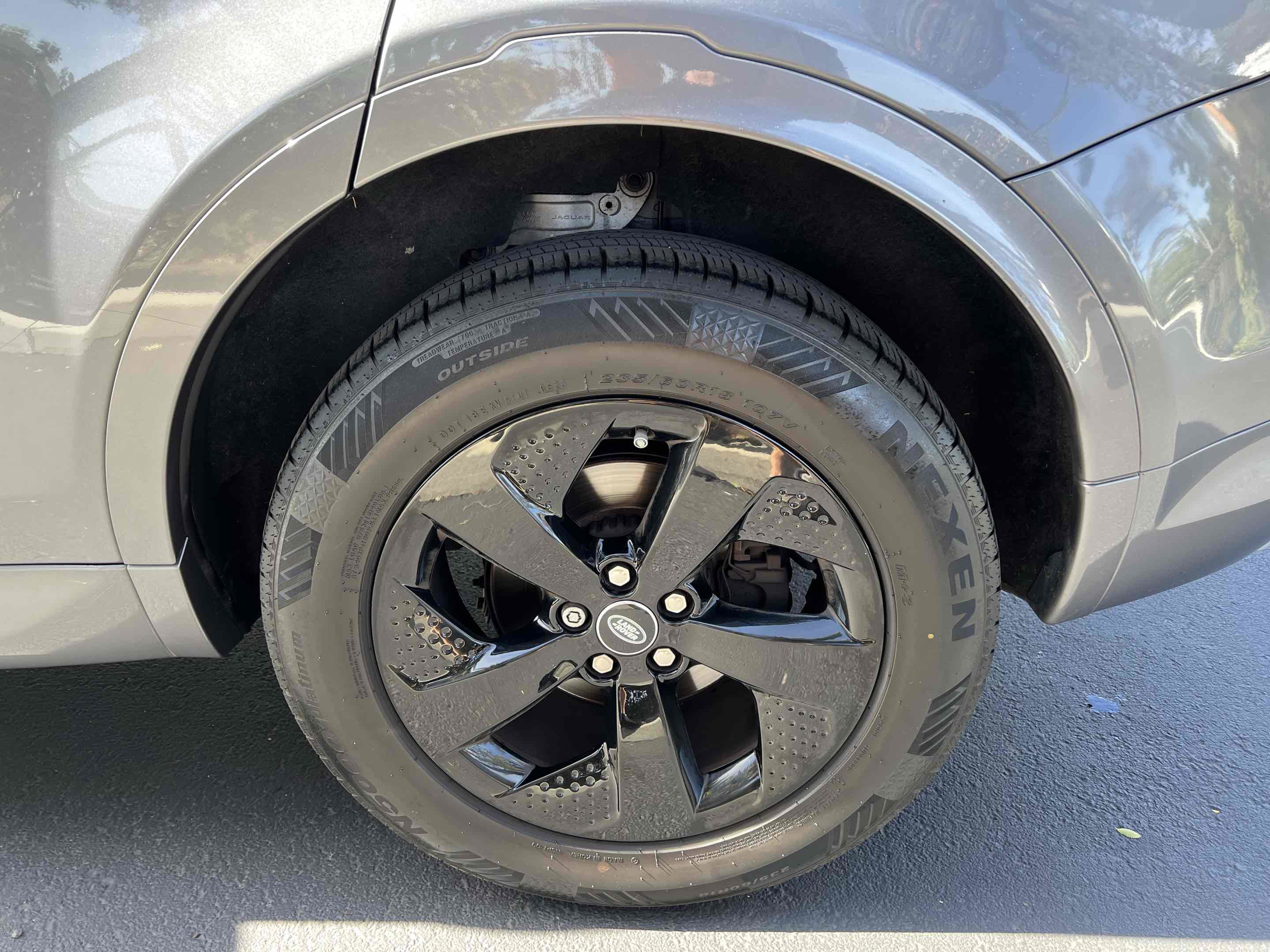 Used 2020 Land Rover Discovery Sport S R-Dynamic AWD/4WD image 73