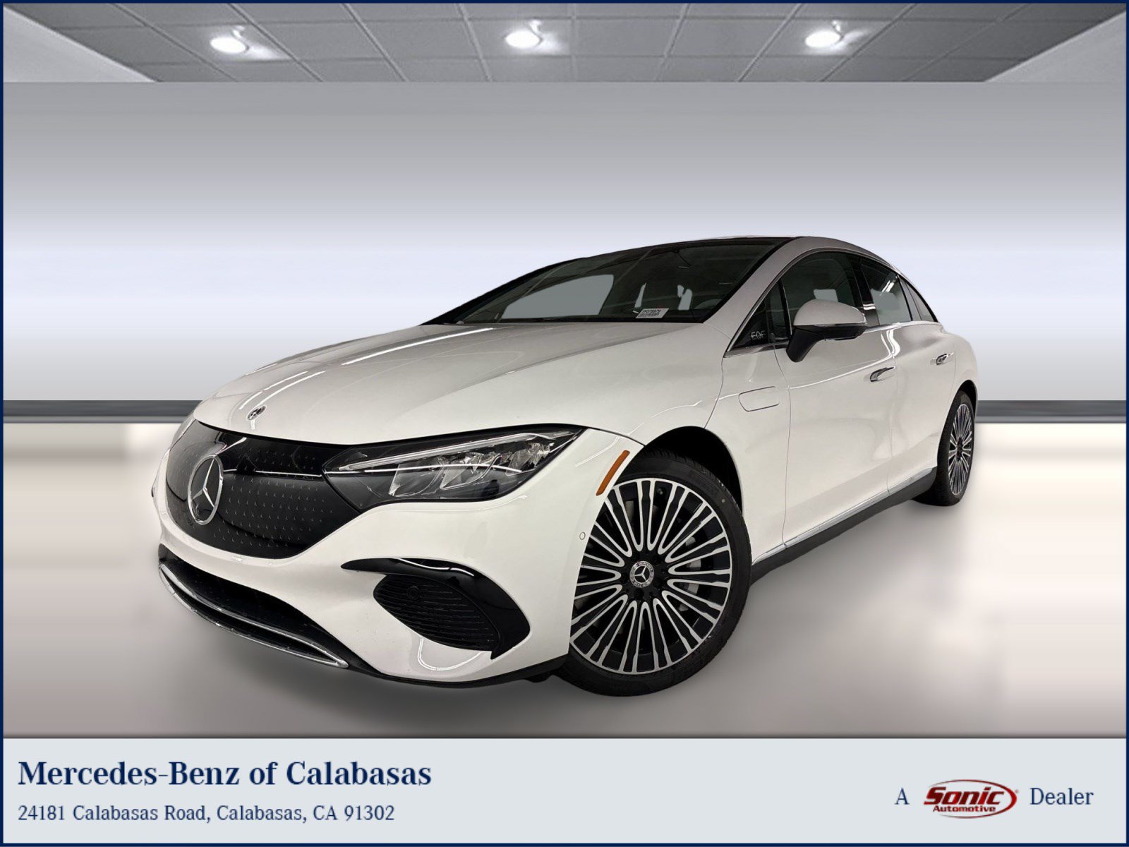New 2026 Mercedes-Benz EQE 320 4MATIC Sedan image 1