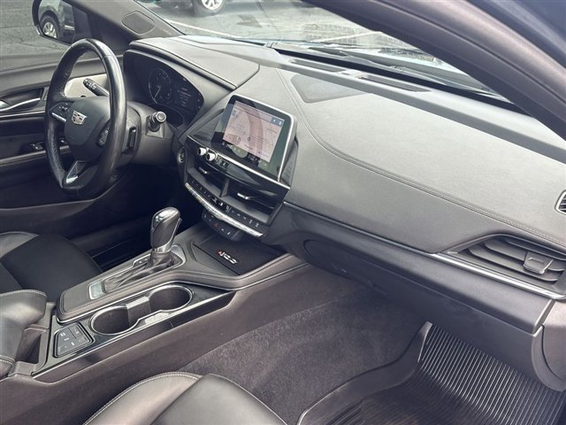 Used 2022 Cadillac CT4 Luxury w/ Sun And Sound Package image 29