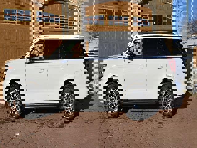 New 2026 Ford Expedition Active image 6