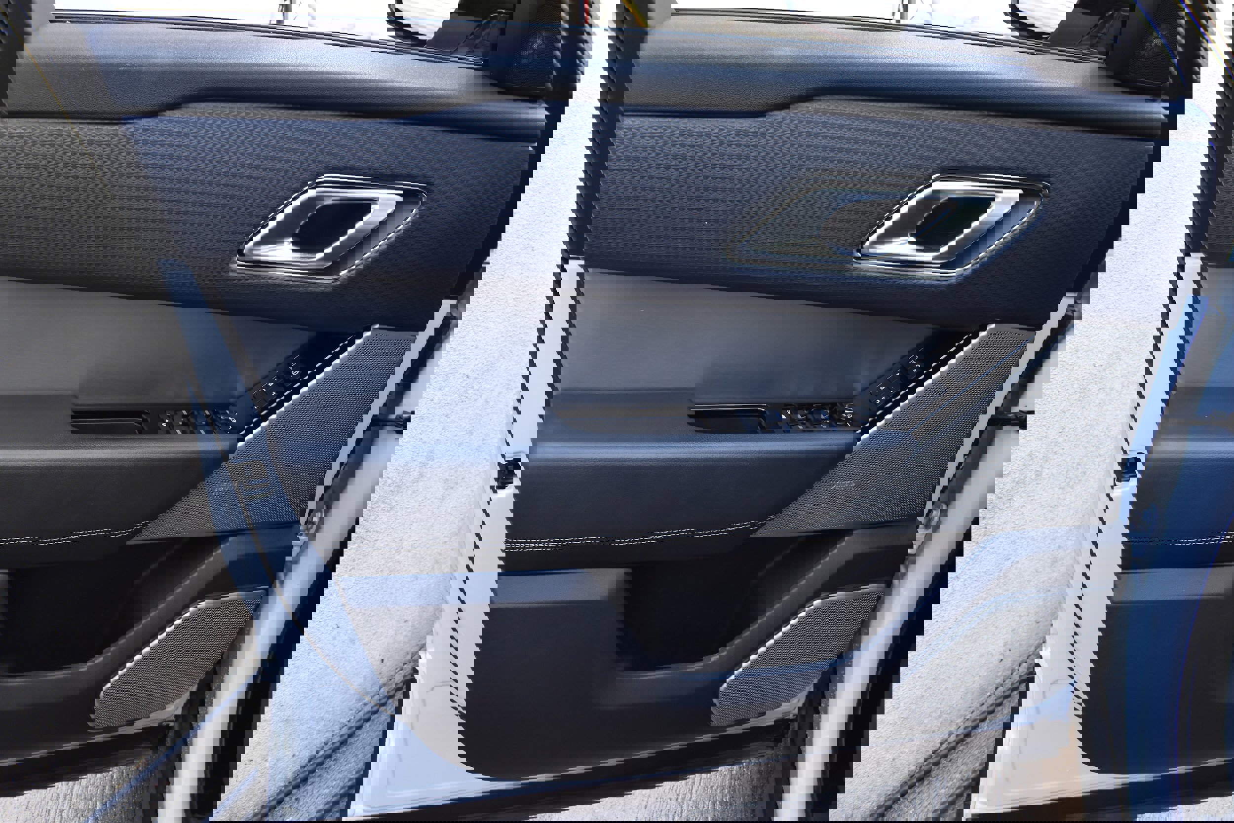 Used 2021 Land Rover Range Rover Velar R-Dynamic S AWD/4WD image 20