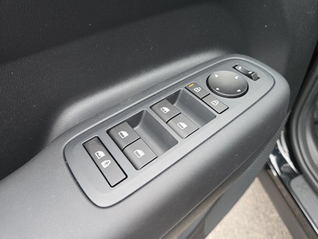 New 2026 Hyundai Santa Fe SE AWD/4WD image 18