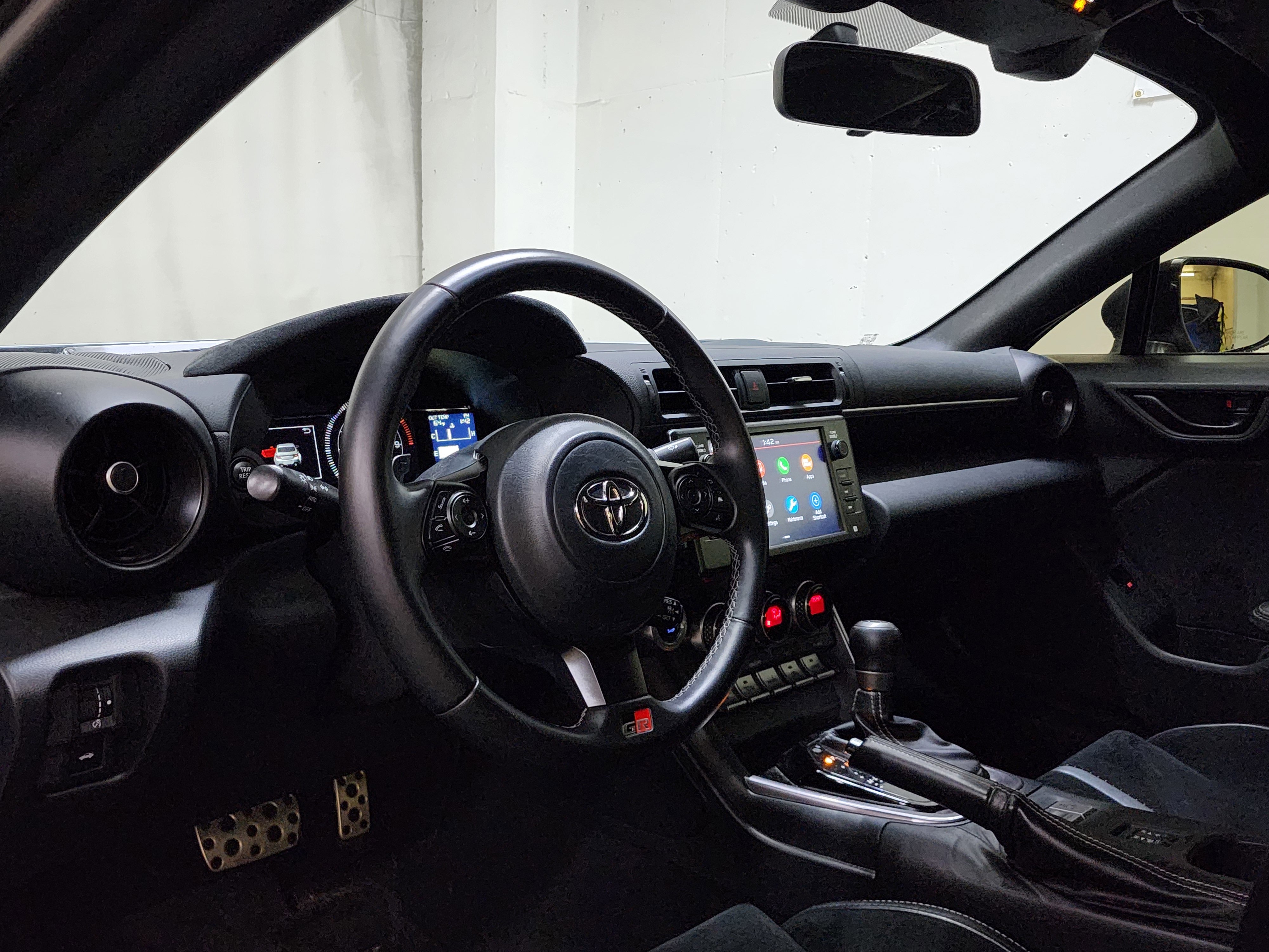 Used 2023 Toyota GR86 Premium image 12