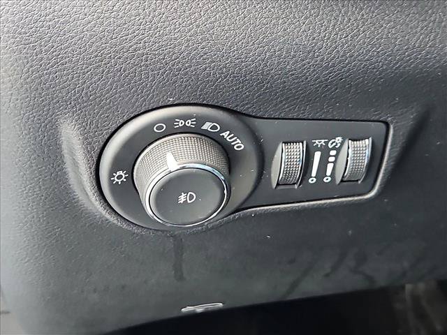 Used 2022 Jeep Compass High Altitude AWD/4WD image 20