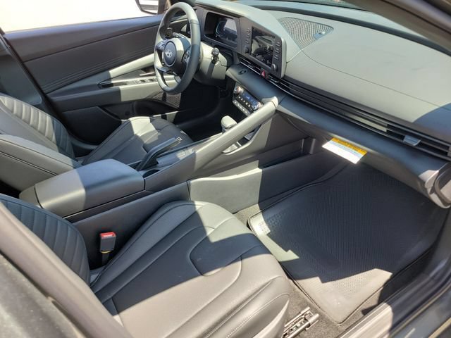 New 2026 Hyundai Elantra SEL Sport FWD image 21