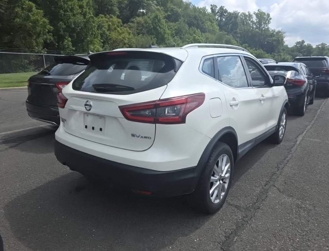 Used 2020 Nissan Rogue Sport SV w/ All-Weather Package AWD/4WD image 5