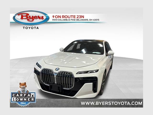Used 2025 BMW 740i xDrive AWD/4WD image 1