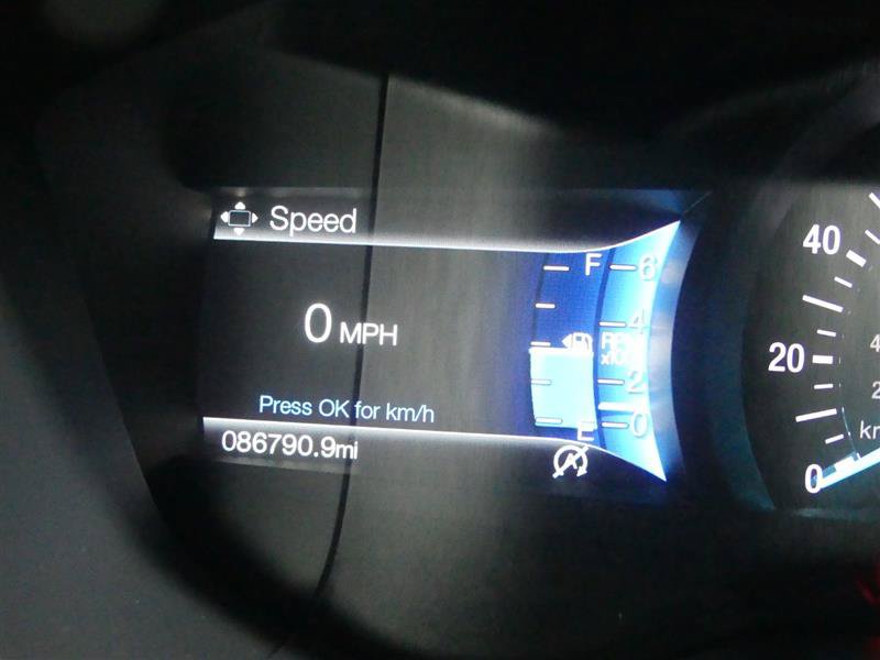 Used 2018 Ford Fusion SE w/ Fusion SE Technology Package FWD image 32