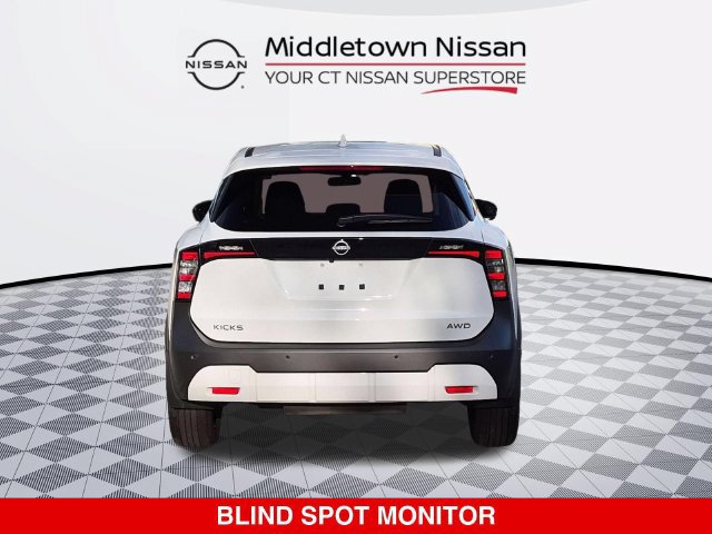 Certified 2025 Nissan Kicks SV AWD/4WD image 5