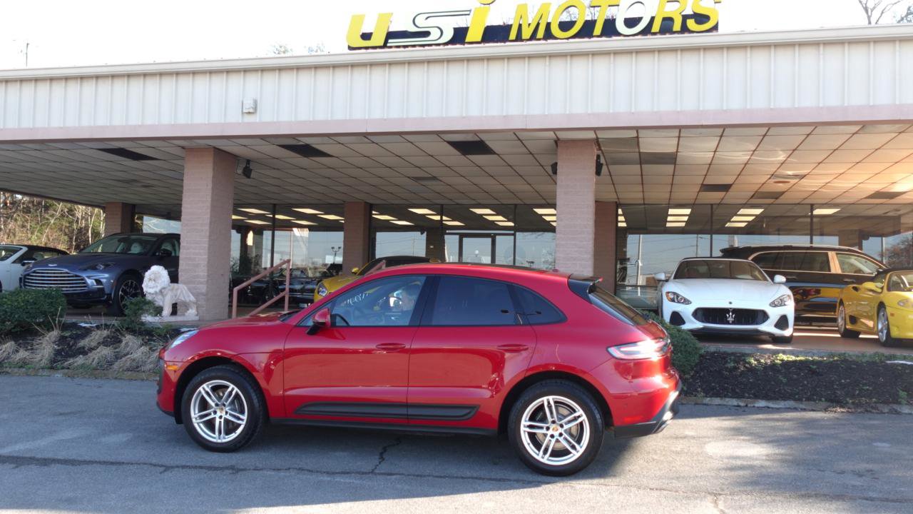 Used 2023 Porsche Macan image 24