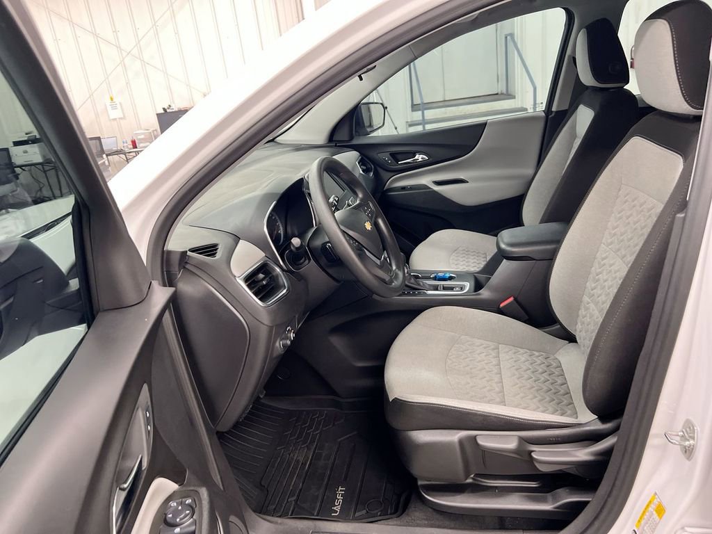 Used 2024 Chevrolet Equinox LS image 19