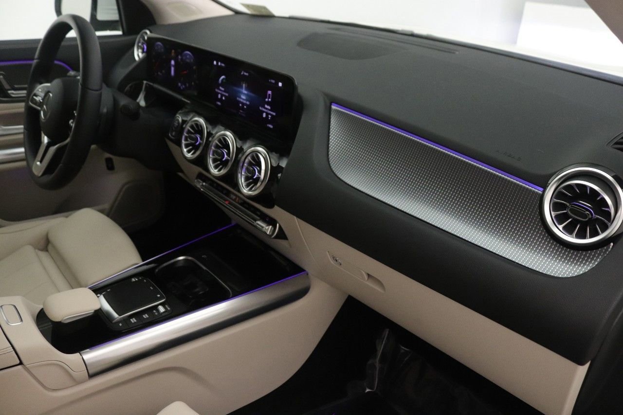 Certified 2023 Mercedes-Benz GLA 250 image 25