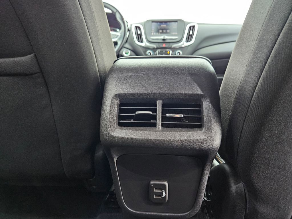 Used 2021 Chevrolet Equinox LT image 33