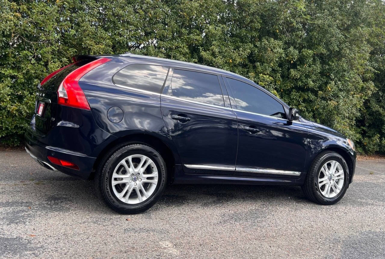 Used 2016 Volvo XC60 T5 Premier w/ Proximity Package FWD image 8