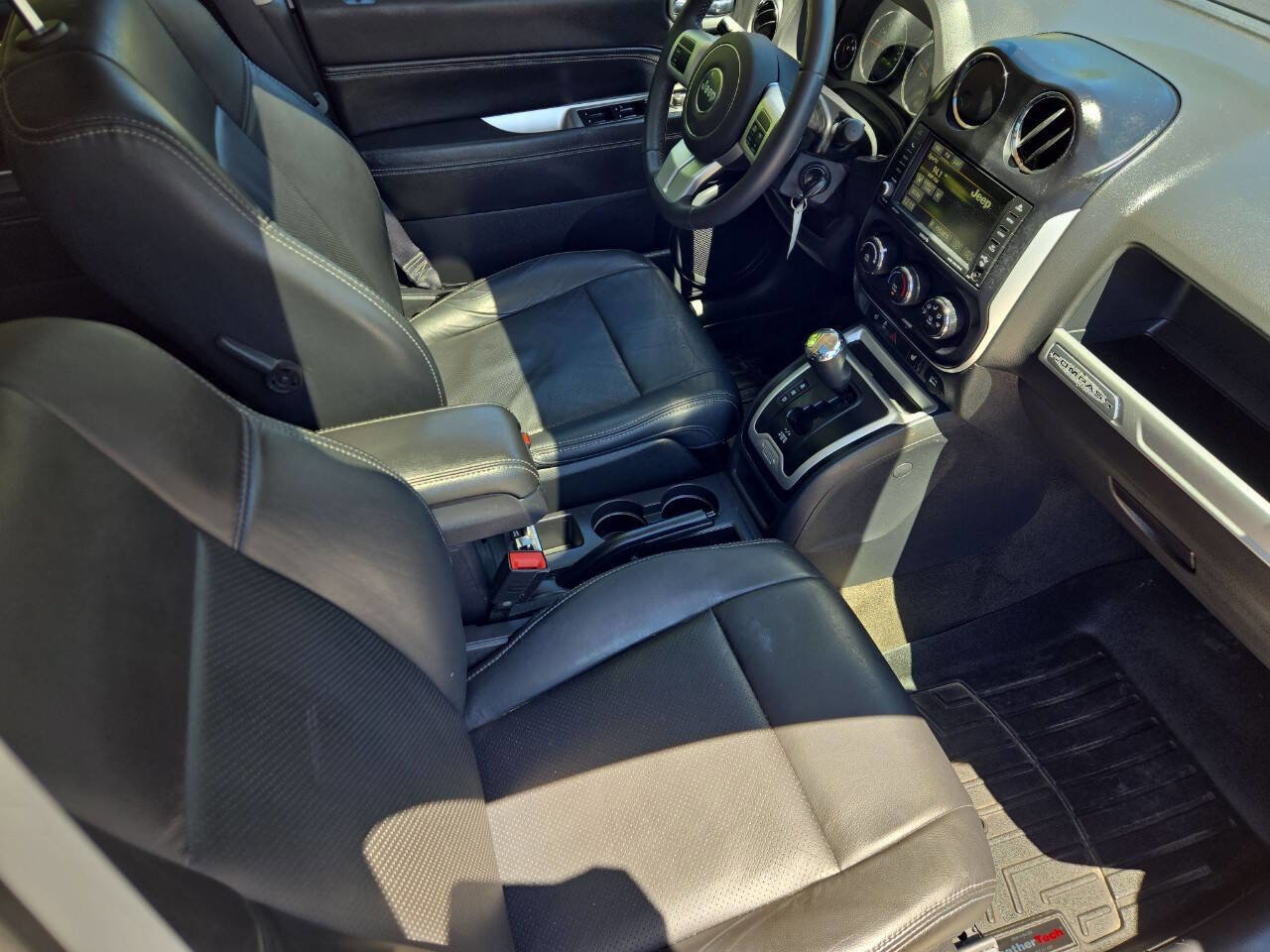 Used 2016 Jeep Compass High Altitude AWD/4WD image 27