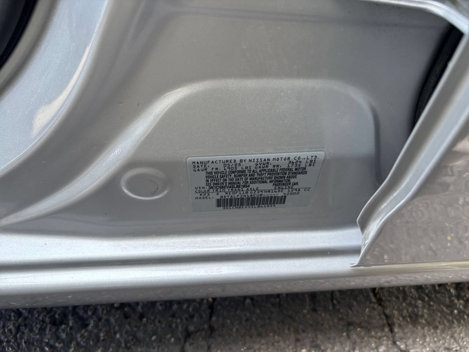 Used 2025 Nissan Versa SV FWD image 27