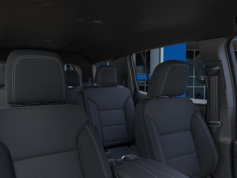 New 2026 Chevrolet Traverse LT w/ Midnight/Sport Edition FWD image 24