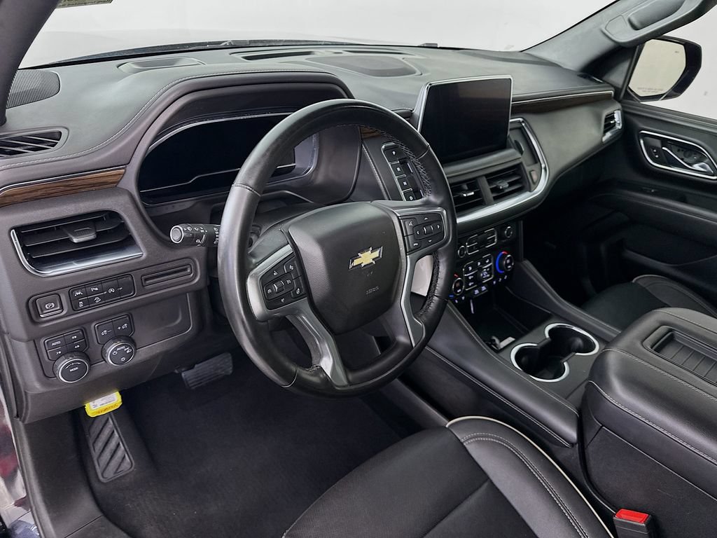 Used 2023 Chevrolet Tahoe Premier AWD/4WD image 30