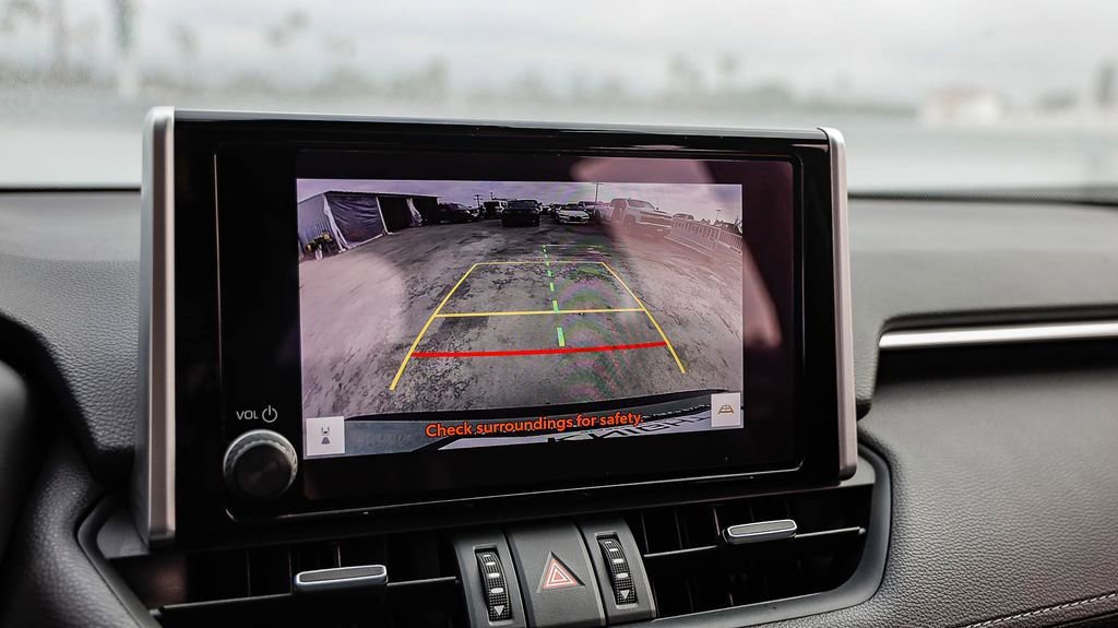 Used 2023 Toyota RAV4 XLE Premium AWD/4WD image 29