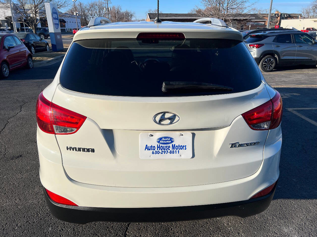 Used 2011 Hyundai Tucson GLS image 14