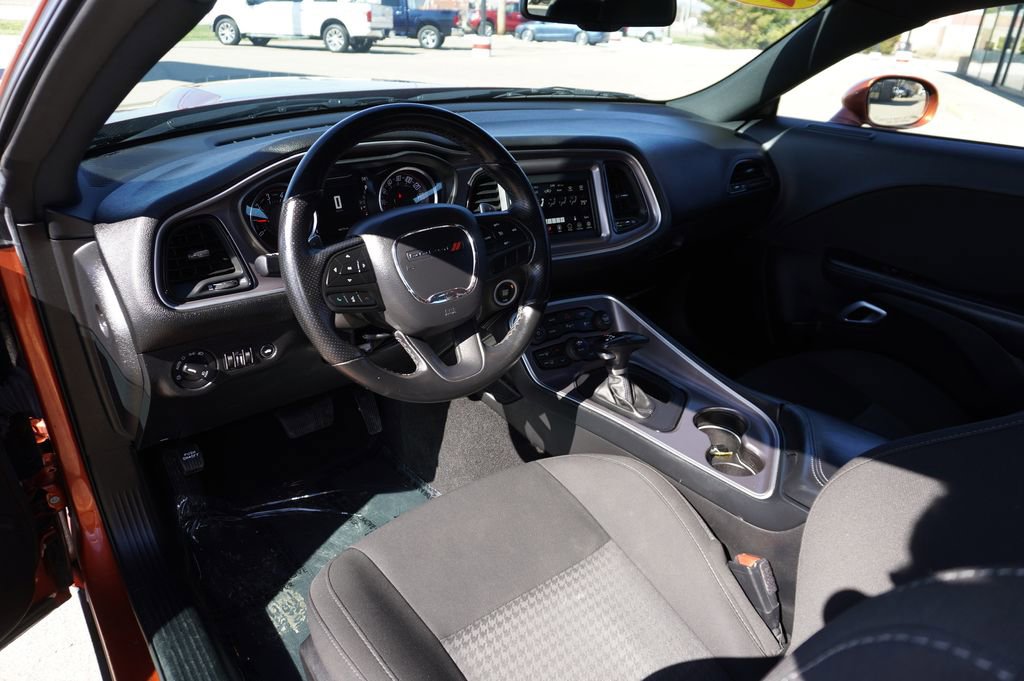 Used 2022 Dodge Challenger GT image 19