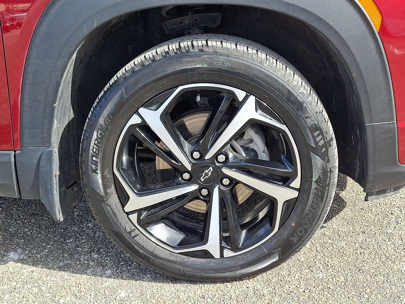 Used 2023 Chevrolet TrailBlazer RS w/ Sun and Liftgate Package image 8